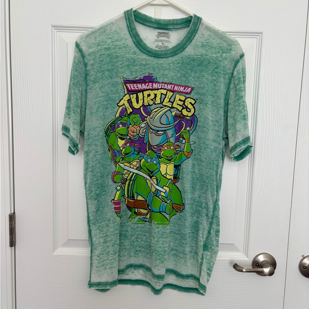Teenage Mutant Ninja Turtles Tee Size Medium